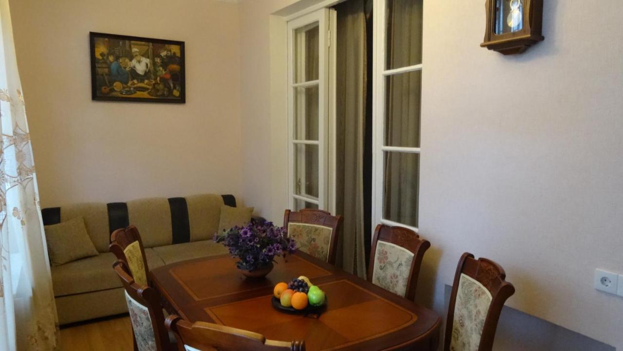 Apartment Vake-Saburtalo Tiflis Dış mekan fotoğraf